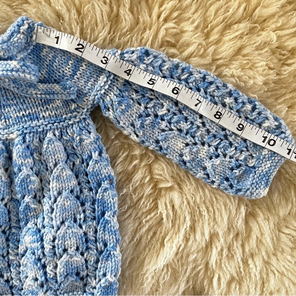 Handmade Baby Girl/Boy Knit Button Up & Tie Sweater 6-9 Months White & Blue New - Picture 8 of 8